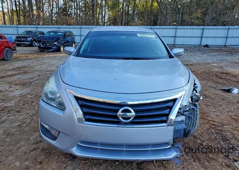 2015 Nissan Altima 2.5 from USA, damaged, VIN 1N4AL3AP4FC222479